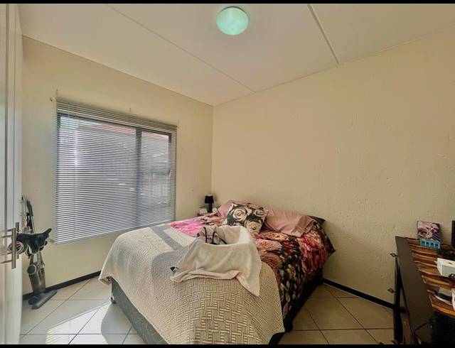 2 BEDROOM PROPERTY TO RENT IN BRENTWOOD